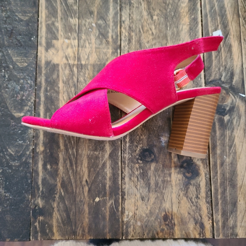 Shoes - Picture 3 of 3